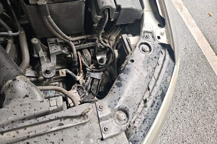 Used Volkswagen Sagitar 2018 1.6L Automatic Comfort Model Engine Bay Left
