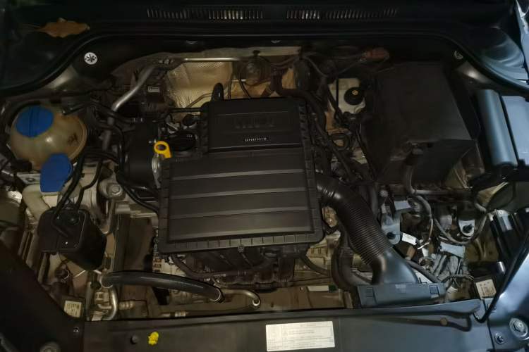 Used Volkswagen Sagitar 2018 1.6L Automatic Comfort Model Engine Bay