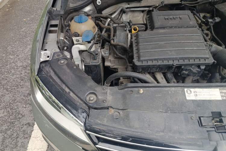 Used Volkswagen Sagitar 2018 1.6L Automatic Comfort Model Engine Bay Right