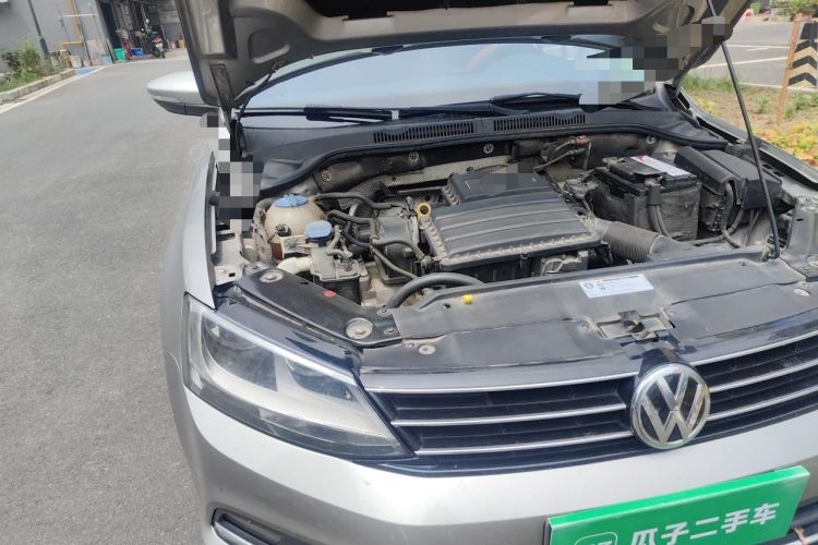 Used Volkswagen Sagitar 2018 1.6L Automatic Comfort Model Engine Bay Right