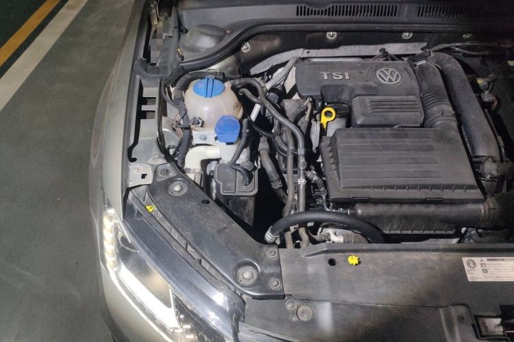 Used Volkswagen Sagitar 2018 280TSI DSG Ignite Edition Engine Bay Right