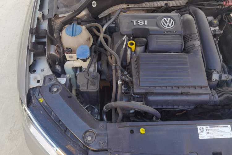 Used Volkswagen Sagitar 2018 280TSI DSG Ignite Edition Engine Bay Right