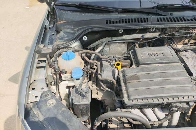 Used Volkswagen Sagitar 2018 1.6L Automatic Comfort Model Engine Bay Right