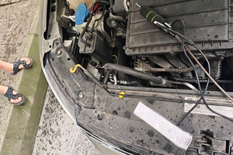 Used Volkswagen Sagitar 2018 1.6L Automatic Comfort Model Engine Bay Right