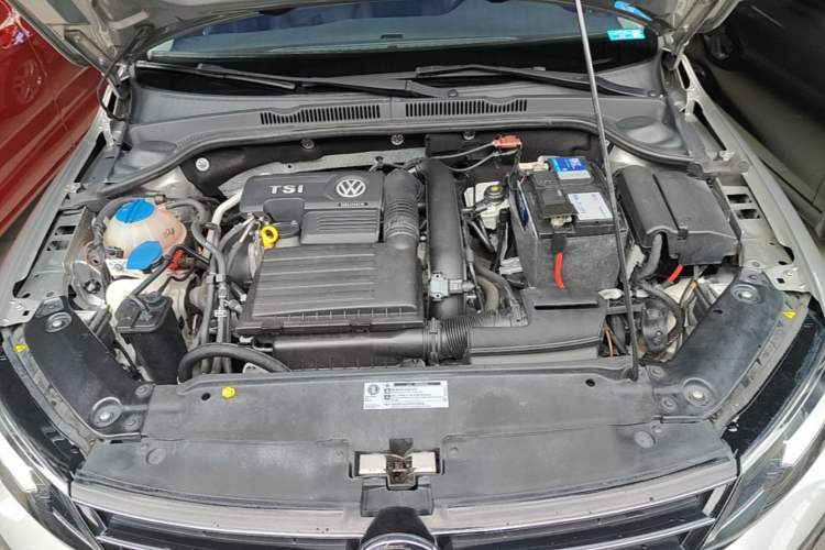 Used Volkswagen Sagitar 2018 280TSI DSG Ignite Edition Engine Bay