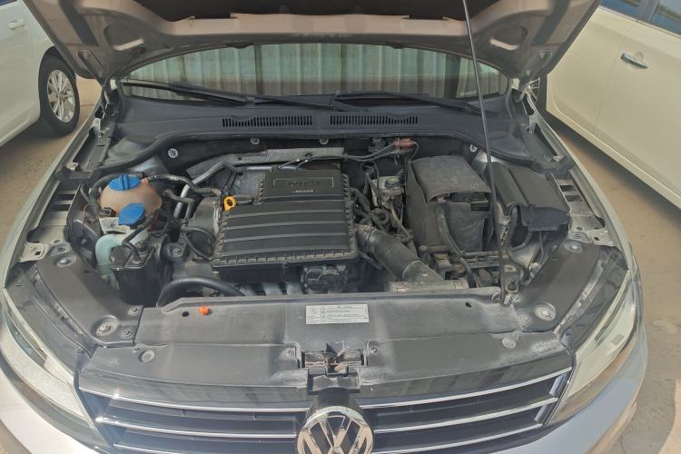 Used Volkswagen Sagitar 2018 1.6L Automatic Comfort Model Engine Bay