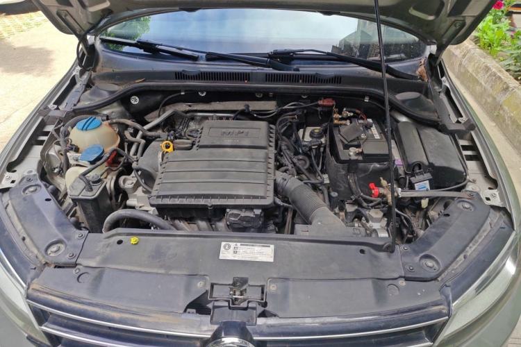 Used Volkswagen Sagitar 2018 1.6L Automatic Comfort Model Engine Bay
