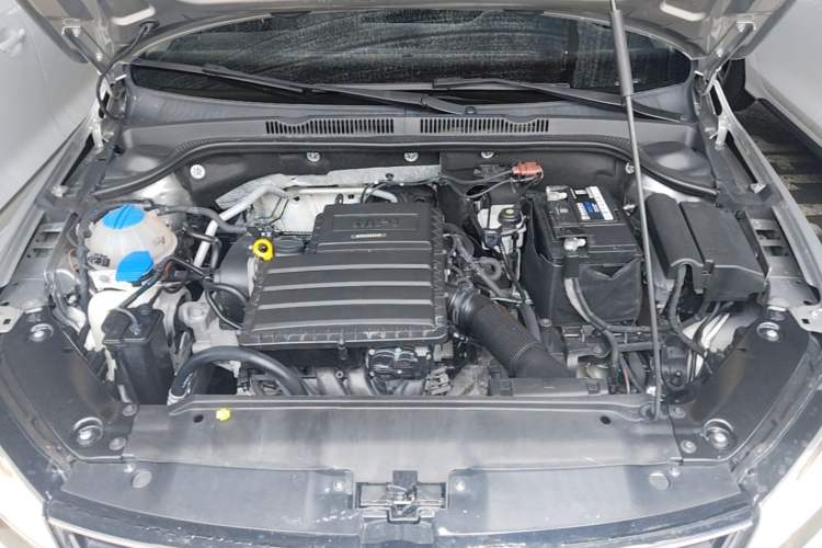 Used Volkswagen Sagitar 2018 1.6L Automatic Comfort Model Engine Bay