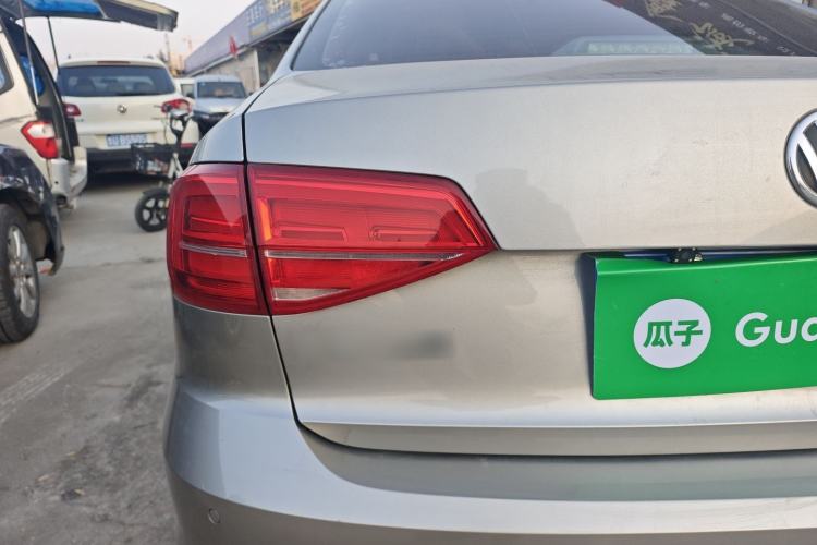 Used Volkswagen Sagitar 2018 1.6L Automatic Comfort Model Exterior 10