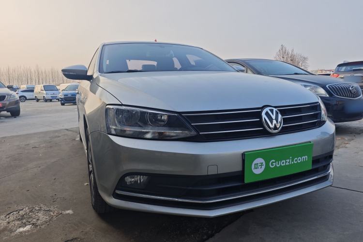 Used Volkswagen Sagitar 2018 1.6L Automatic Comfort Model Exterior 2