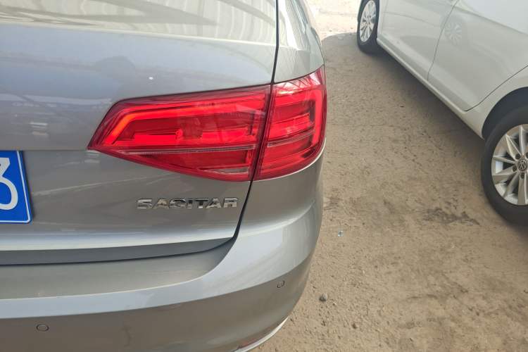 Used Volkswagen Sagitar 2018 1.6L Automatic Comfort Model Exterior 2