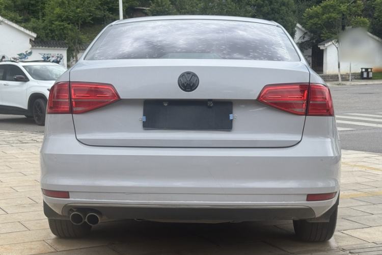 Used Volkswagen Sagitar 2018 280TSI DSG Comfort Model Exterior 8