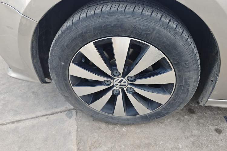 Used Volkswagen Sagitar 2018 1.6L Automatic Comfort Model Exterior 9