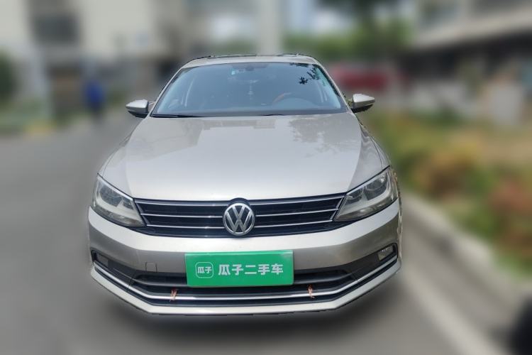 Used Volkswagen Sagitar 2018 1.6L Automatic Comfort Model Front