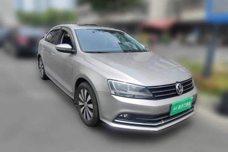 Used Volkswagen Sagitar 2018 1.6L Automatic Comfort Model Front Right 45 Deg