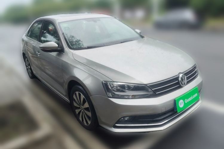 Used Volkswagen Sagitar 2018 1.6L Automatic Comfort Model Front Right 45 Deg
