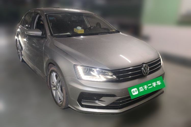 Used Volkswagen Sagitar 2018 280TSI DSG Ignite Edition Front Right 45 Deg