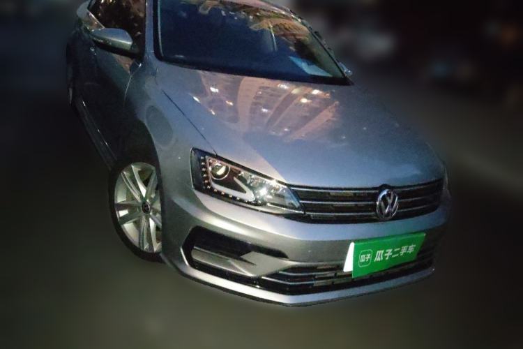 Used Volkswagen Sagitar 2018 280TSI DSG Ignite Edition Front Right 45 Deg