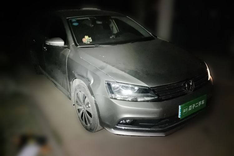 Used Volkswagen Sagitar 2018 1.6L Manual Comfort Model Front Right 45 Deg