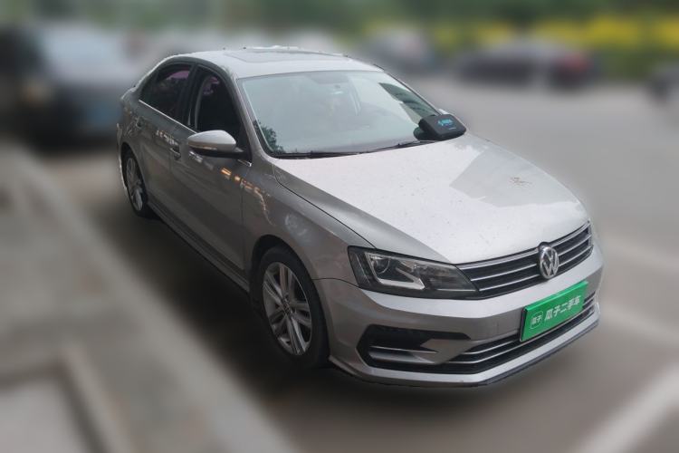 Used Volkswagen Sagitar 2018 280TSI DSG Ignite Edition Front Right 45 Deg