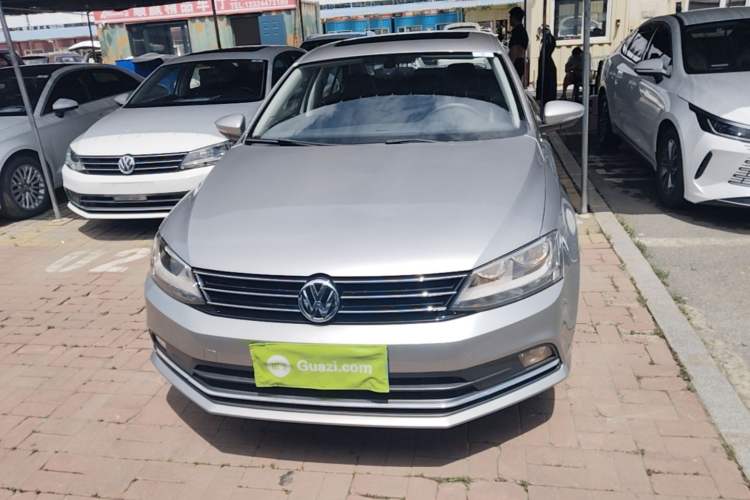 Used Volkswagen Sagitar 2018 1.6L Automatic Comfort Model Front
