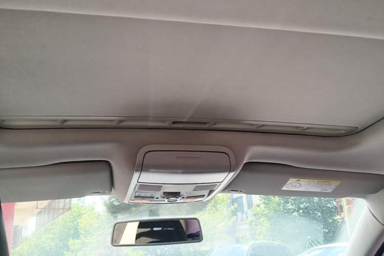 Used Volkswagen Sagitar 2018 280TSI DSG Comfort Model Headliner