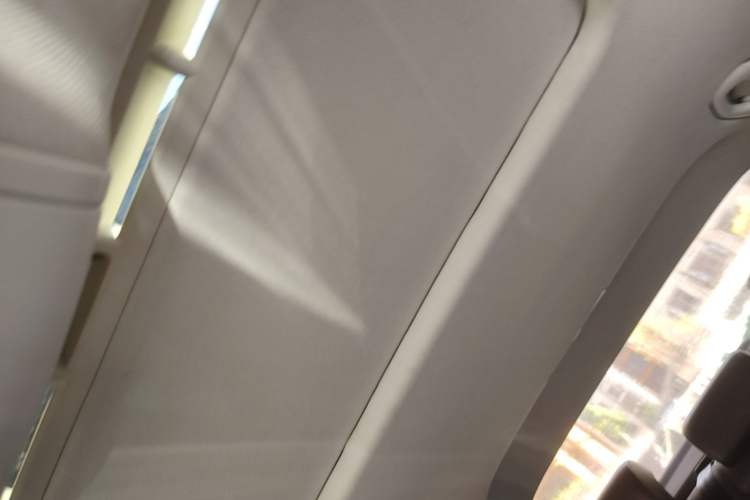 Used Volkswagen Sagitar 2018 280TSI DSG Comfort Model Headliner