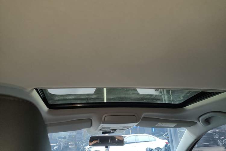 Used Volkswagen Sagitar 2018 280TSI DSG Ignite Edition Headliner