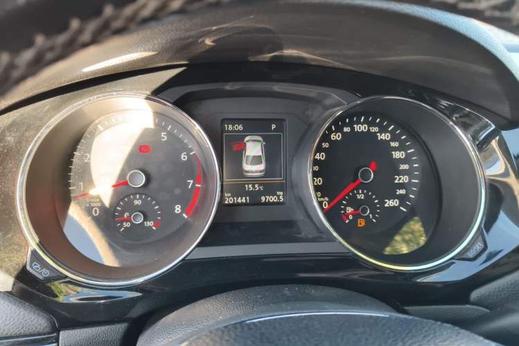 Used Volkswagen Sagitar 2018 280TSI DSG Luxury Model Instrument Cluster