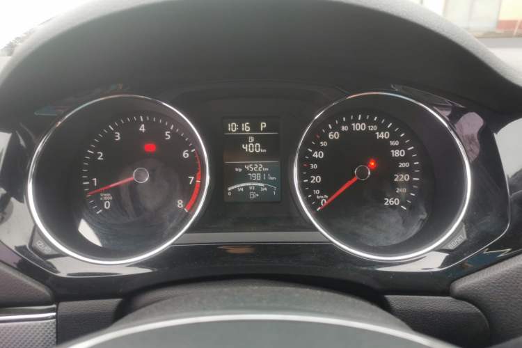 Used Volkswagen Sagitar 2018 1.6L Automatic Comfort Model Instrument Cluster