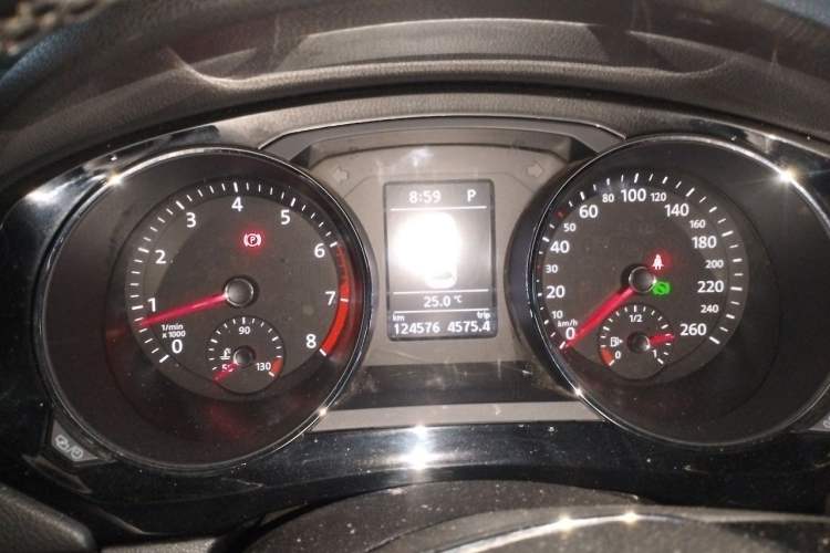 Used Volkswagen Sagitar 2018 280TSI DSG Ignite Edition Instrument Cluster