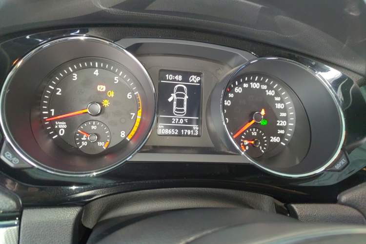 Used Volkswagen Sagitar 2018 280TSI DSG Comfort Model Instrument Cluster