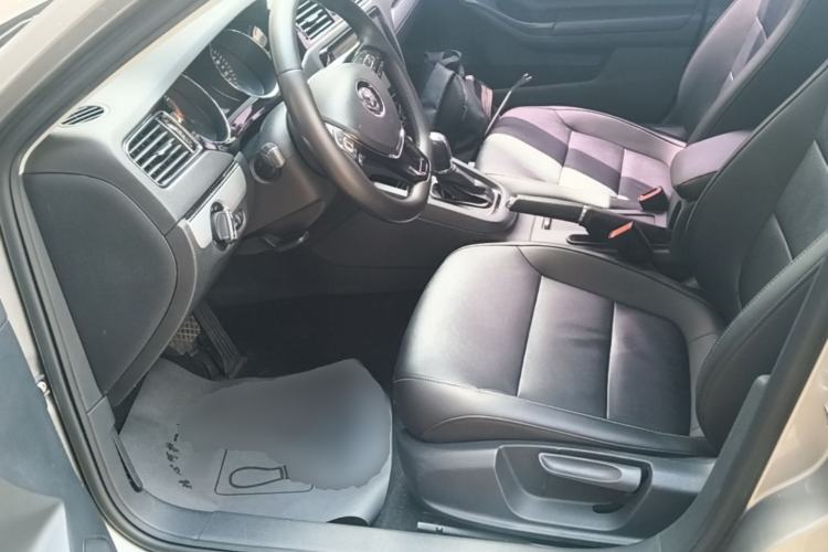 Used Volkswagen Sagitar 2018 280TSI DSG Comfort Model Left Front Seat