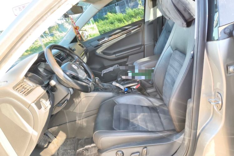 Used Volkswagen Sagitar 2018 280TSI DSG Luxury Model Left Front Seat