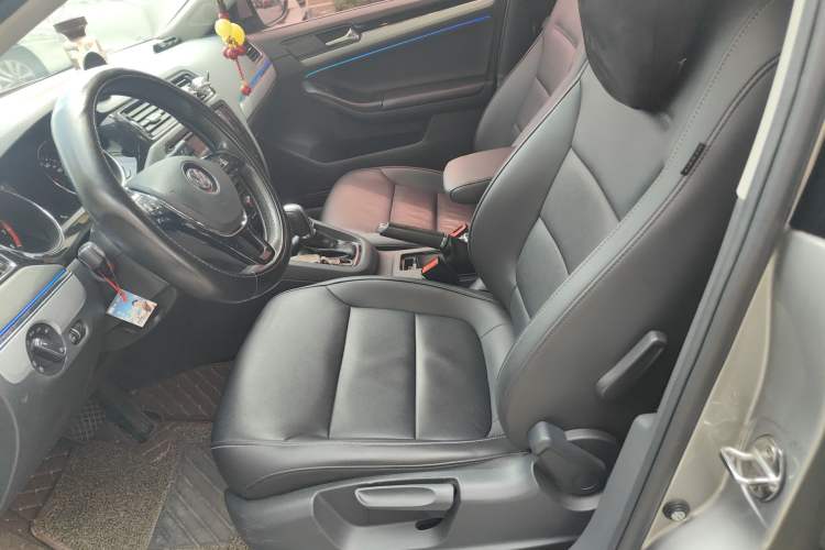 Used Volkswagen Sagitar 2018 1.6L Automatic Comfort Model Left Front Seat