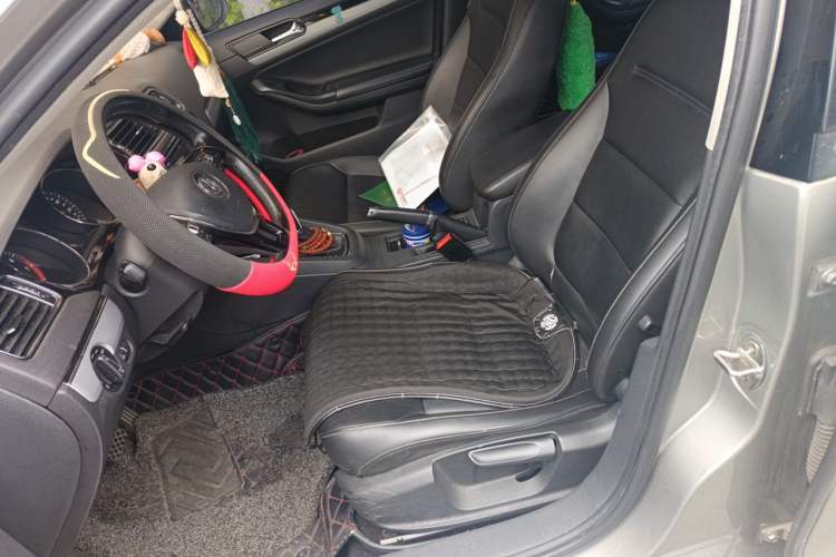 Used Volkswagen Sagitar 2018 1.6L Automatic Comfort Model Left Front Seat
