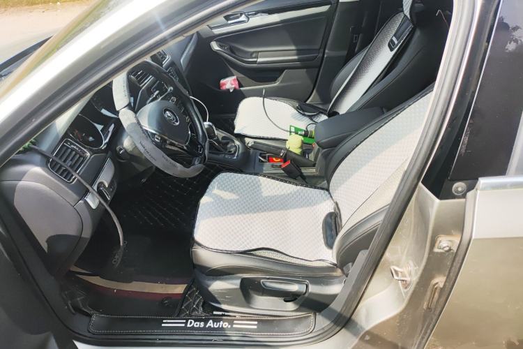 Used Volkswagen Sagitar 2018 1.6L Automatic Comfort Model Left Front Seat