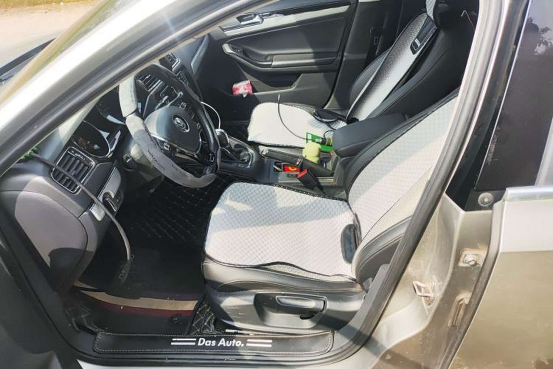 Used Volkswagen Sagitar 2018 1.6L Automatic Comfort Model Left Front Seat