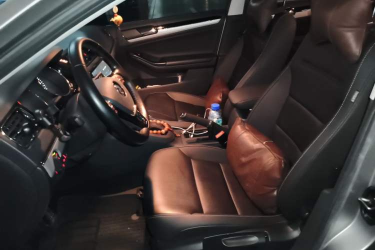 Used Volkswagen Sagitar 2018 1.6L Automatic Comfort Model Left Front Seat