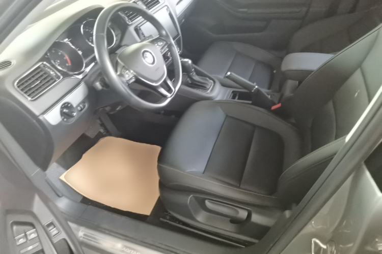 Used Volkswagen Sagitar 2018 180TSI DSG Prestige Edition Left Front Seat