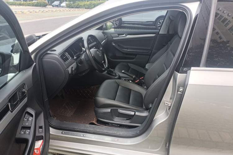 Used Volkswagen Sagitar 2018 1.6L Automatic Comfort Model Left Front Seat