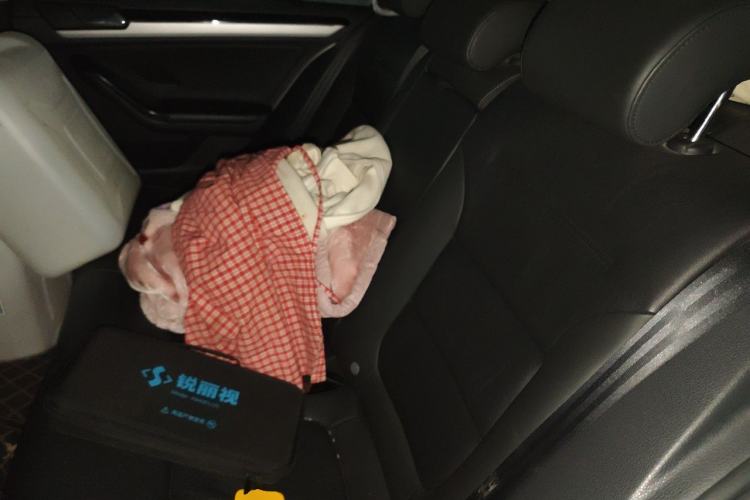 Used Volkswagen Sagitar 2018 280TSI DSG Ignite Edition Left Rear Seat