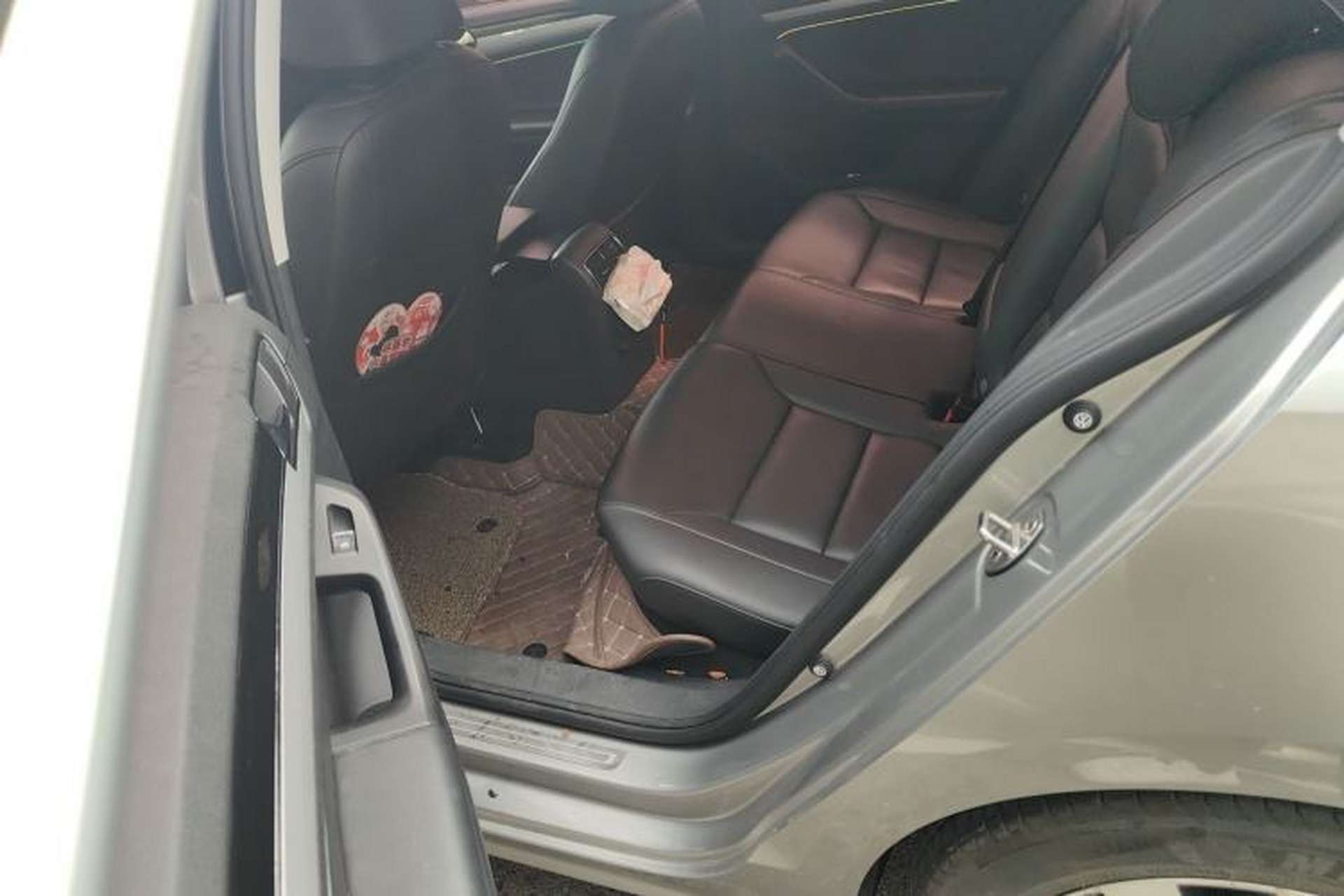 Used Volkswagen Sagitar 2018 1.6L Automatic Comfort Model Left Rear Seat