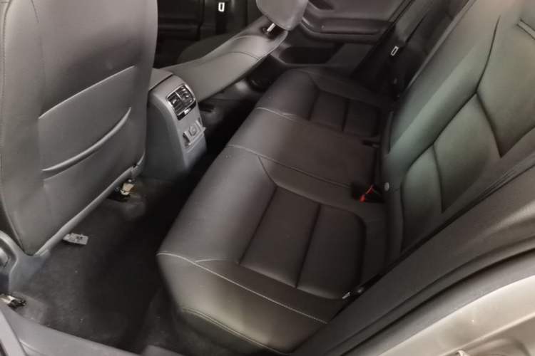 Used Volkswagen Sagitar 2018 180TSI DSG Prestige Edition Left Rear Seat