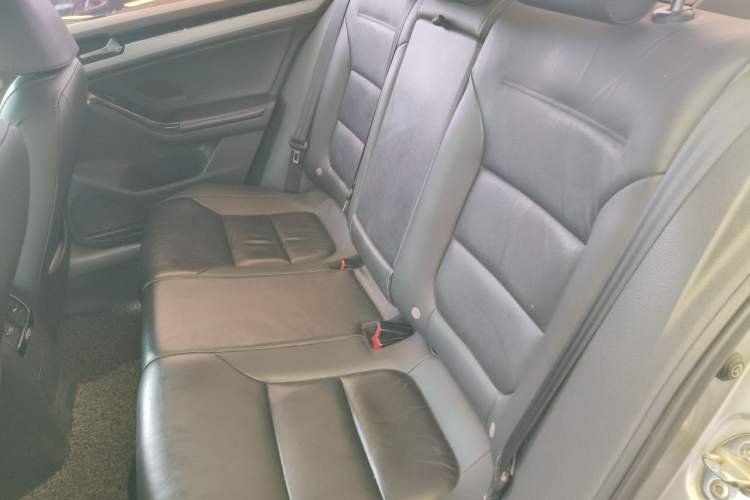 Used Volkswagen Sagitar 2018 180TSI DSG Prestige Edition Left Rear Seat