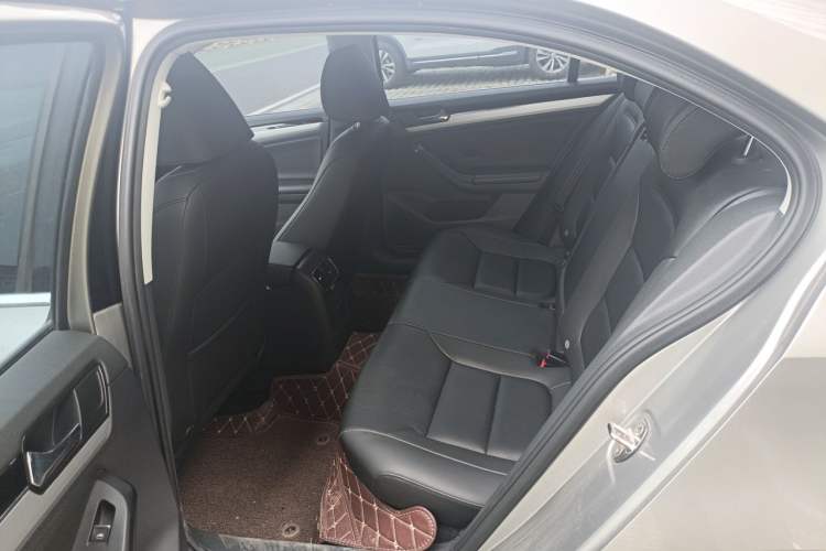 Used Volkswagen Sagitar 2018 1.6L Automatic Comfort Model Left Rear Seat