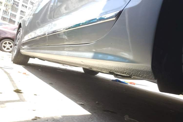 Used Volkswagen Sagitar 2018 280TSI DSG Comfort Model Left Side Sill