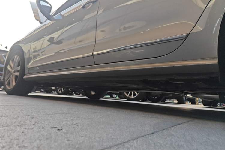 Used Volkswagen Sagitar 2018 280TSI DSG Ignite Edition Left Side Sill