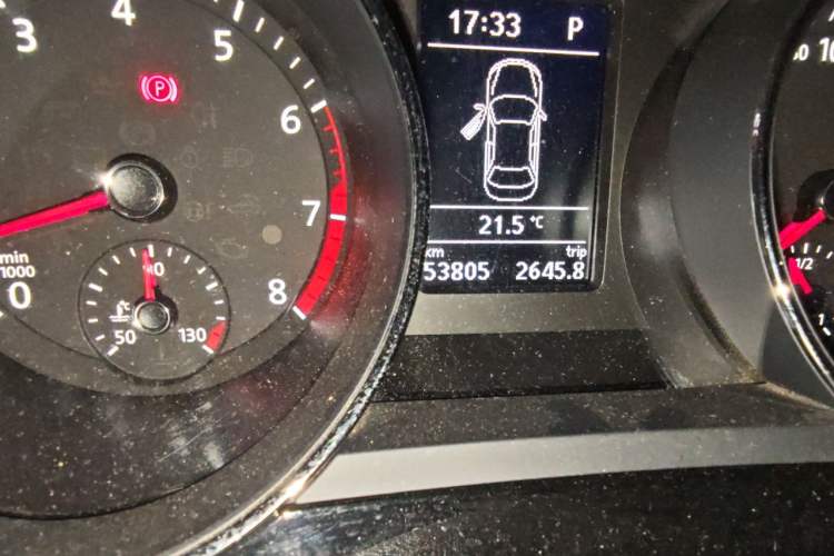Used Volkswagen Sagitar 2018 280TSI DSG Ignite Edition Odometer Close Up