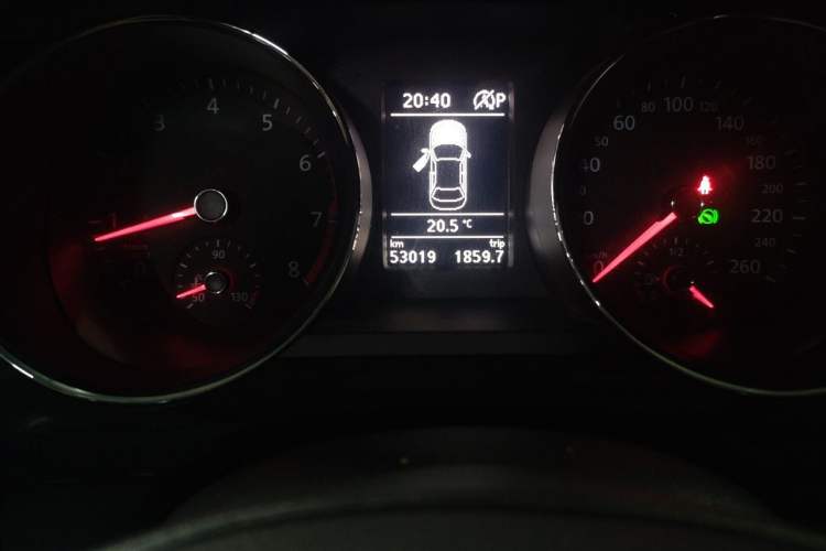 Used Volkswagen Sagitar 2018 280TSI DSG Ignite Edition Odometer Close Up